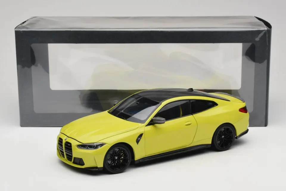 MINICHAMPS BMW -M4 (G82) SAO PAULO YELLOW 2020 1:18 DEALER VERSION