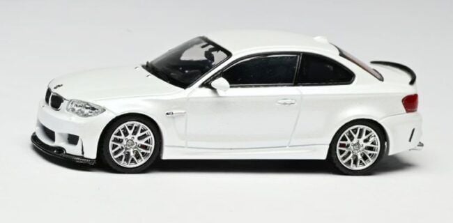 7CM MODEL BMW 1M COUPE E82 1:64