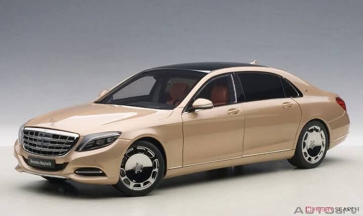 AUTOART 1:18 Mercedes Maybach s600