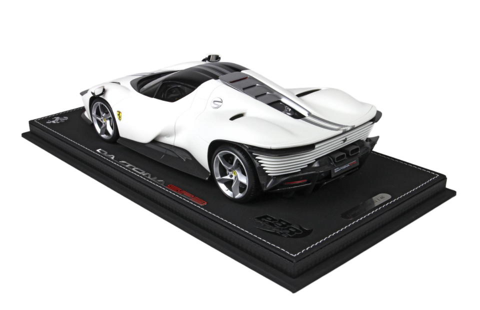 BBR FERRARI DAYTONA SP3 ICONA SERIES MATT ITALIA WHITE 1:18