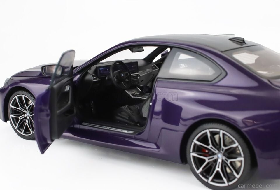 Minichamps 2024 BMW M2 Coupe (G87) Twilight Violet 1:18