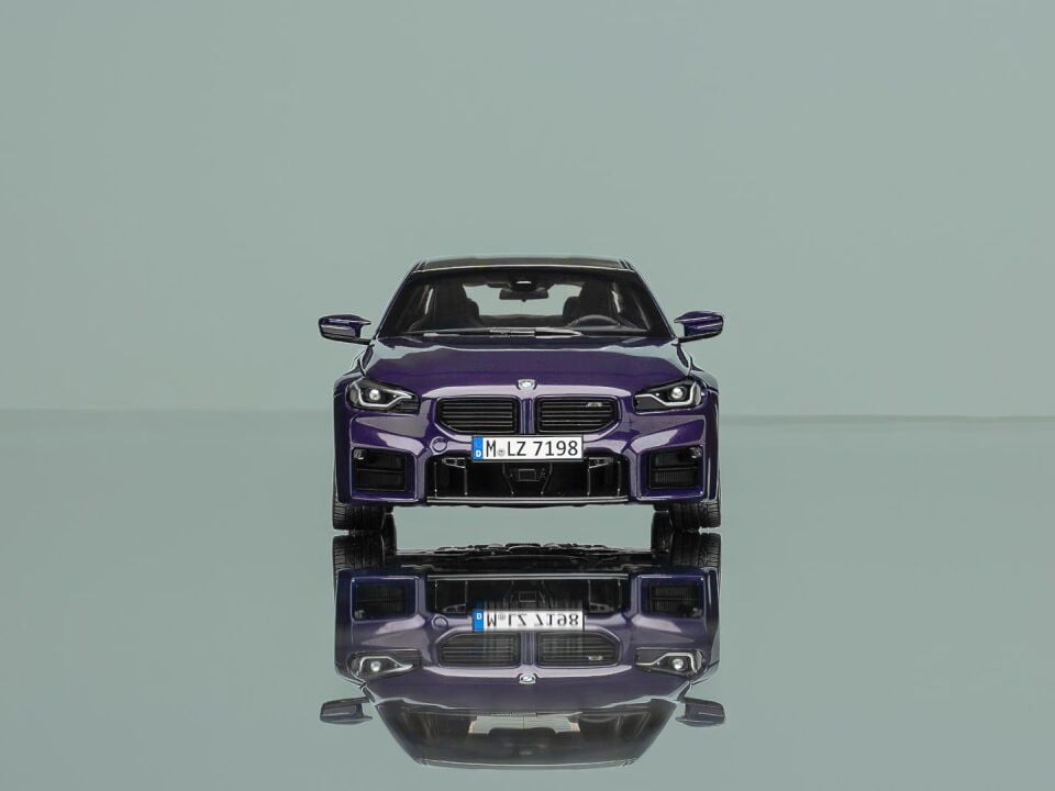 Minichamps 2024 BMW M2 Coupe (G87) Twilight Violet 1:18
