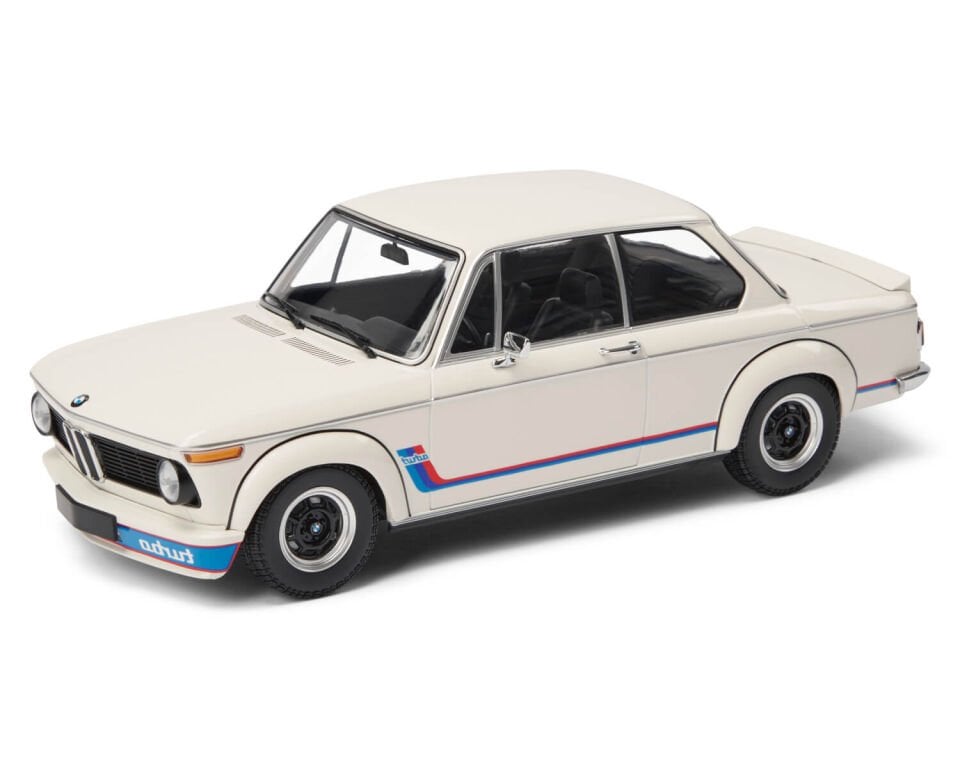 Minichamps 1973 BMW 2002 Turbo (E20) (White) 1:18 DEALER VERSION