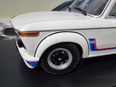 Minichamps 1973 BMW 2002 Turbo (E20) (White) 1:18