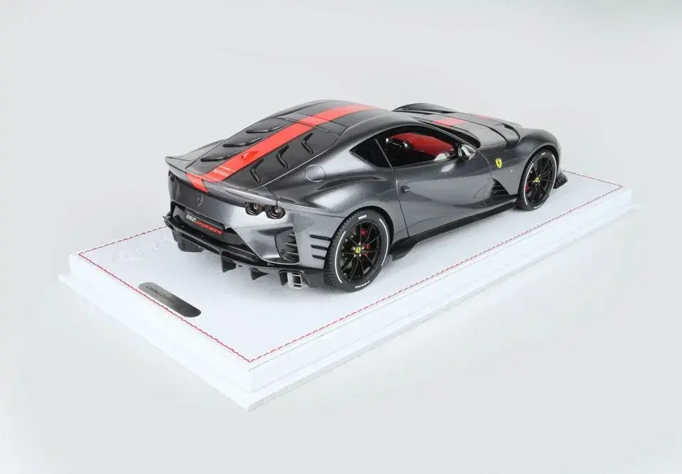 BBR FERRARI 812 COMPETIZIONE GRIGIO SILVERSTONE 1:18