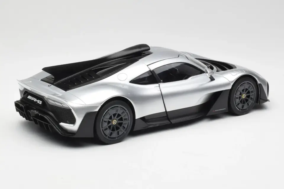 NZG MERCEDES BENZ AMG ONE (C298) 2023 1:18 (B66961043)