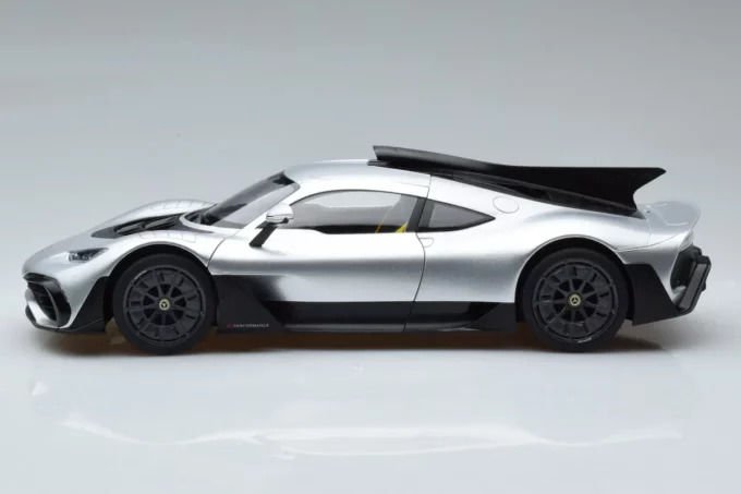 NZG MERCEDES BENZ AMG ONE (C298) 2023 1:18 (B66961043)