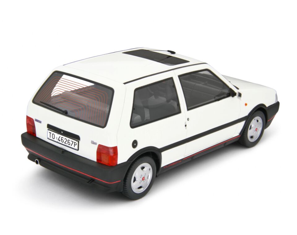 LAUDORACING 1:18 Fiat Uno Turbo i.e. 1.4 1990