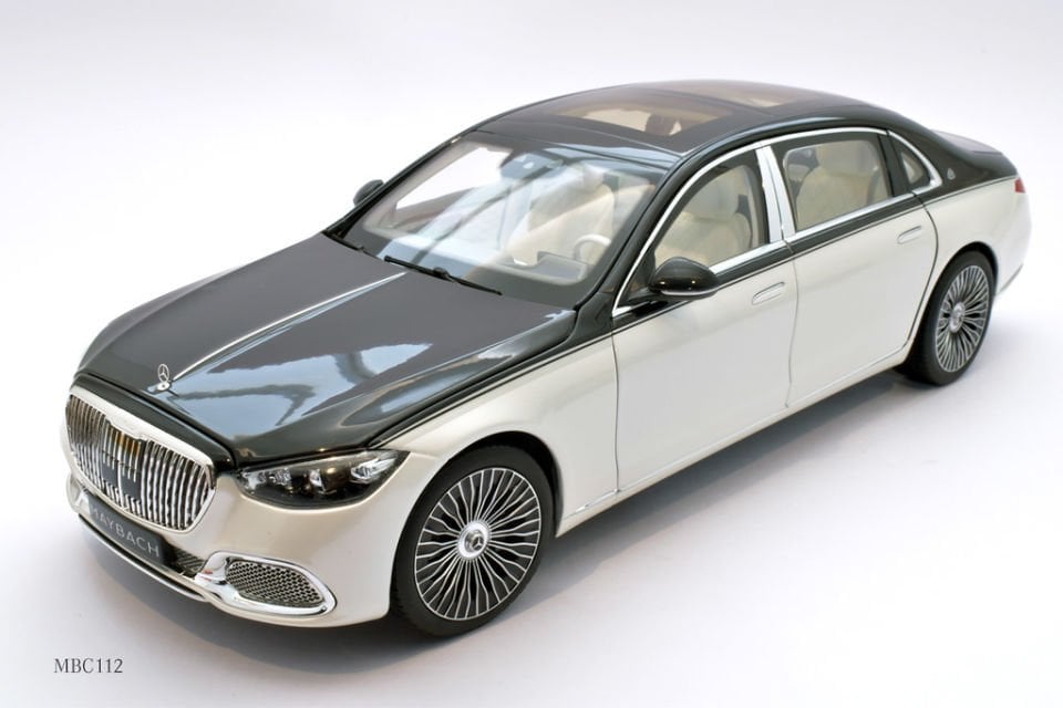 NOREV MERCEDES MAYBACH S680 X223 2021 1:18 (B66961424)