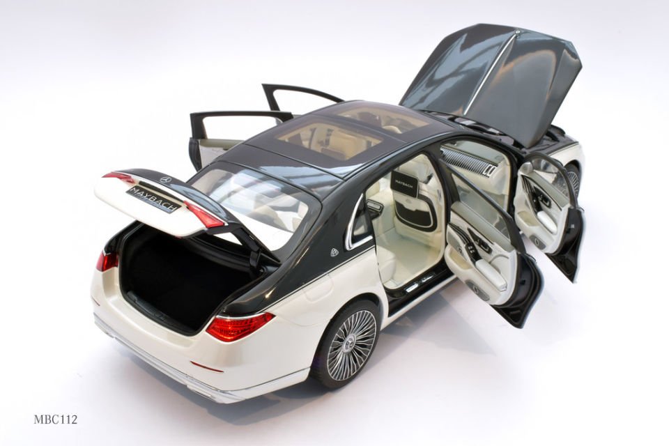 NOREV MERCEDES MAYBACH S680 X223 2021 1:18 (B66961424)