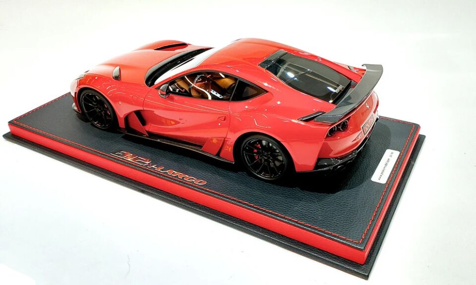 NOVITEC FERRARI 812 N-LARGO F1 RED 1:18