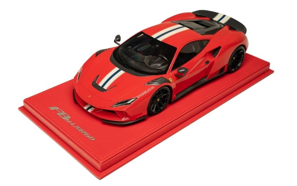 NOVITEC FERRARI F8 N-LARGO RED 1:18