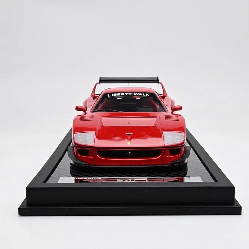 VIP SCALE MODELS FERRARI F40 LB PERFORMANCE 1:18