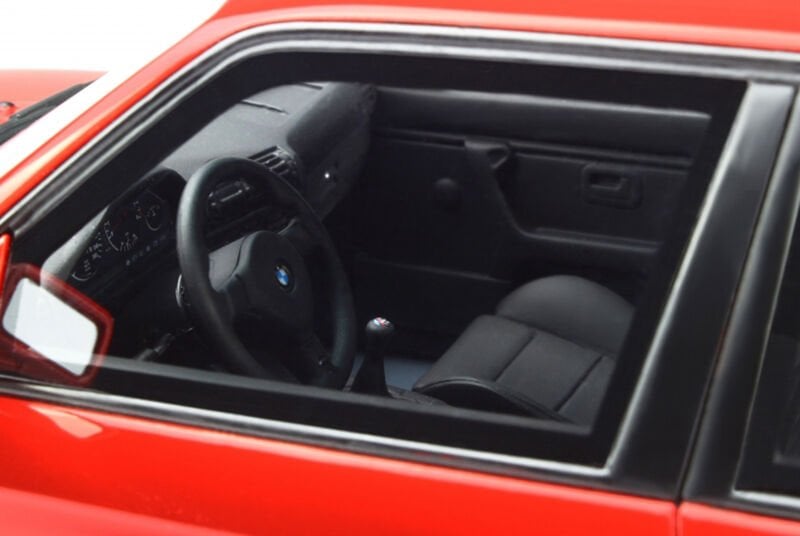 OTTO 1:18 BMW E30 M3 (Red) Resin