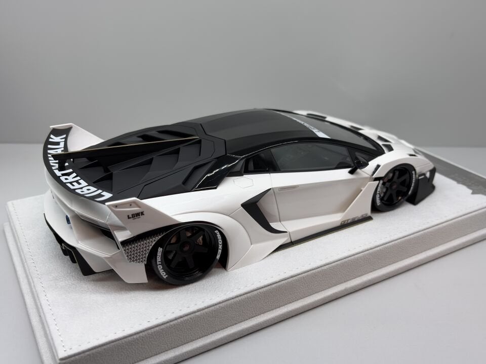 FUELME LAMBORGHINI AVENTADOR GT EVO LB-SILHOUETTE WORKS 1:18