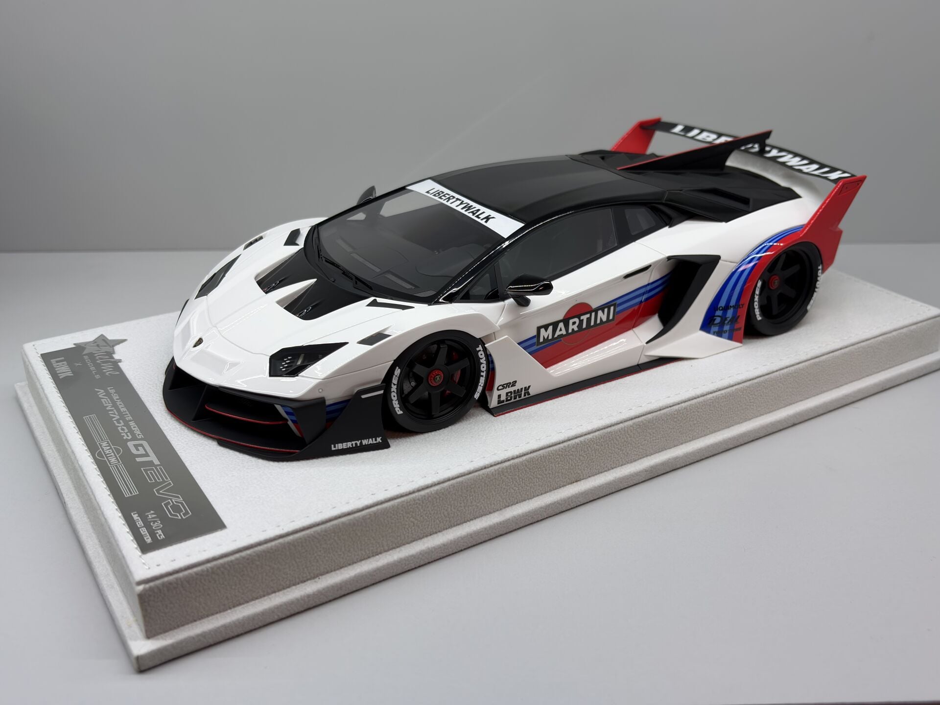 FUELME LAMBORGHINI AVENTADOR GT EVO LB-SILHOUETTE WORKS 1:18