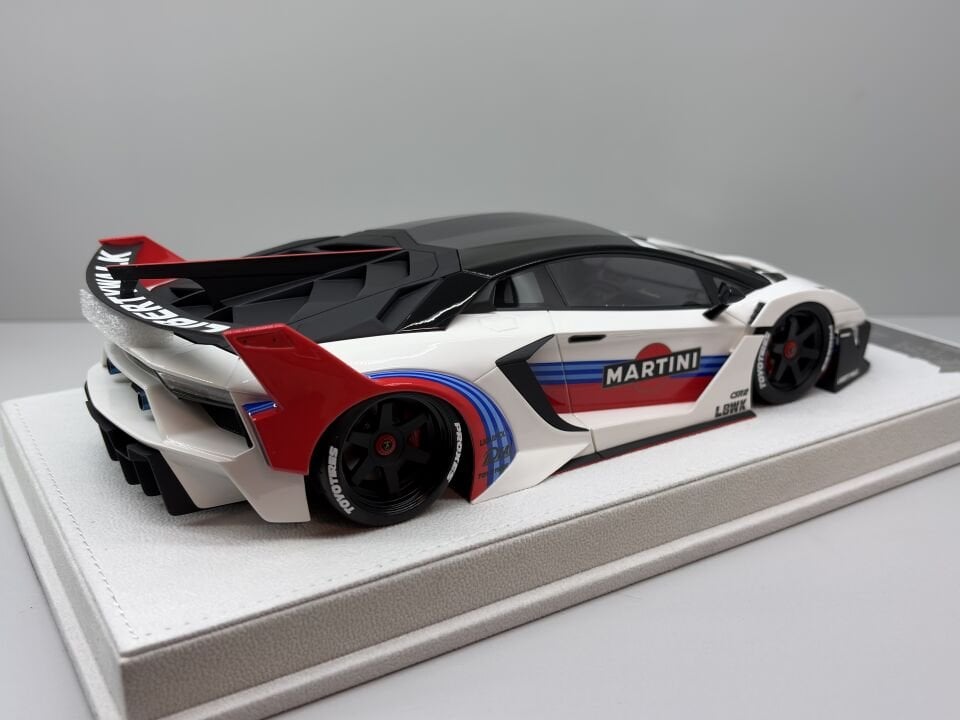 FUELME LAMBORGHINI AVENTADOR GT EVO LB-SILHOUETTE WORKS 1:18
