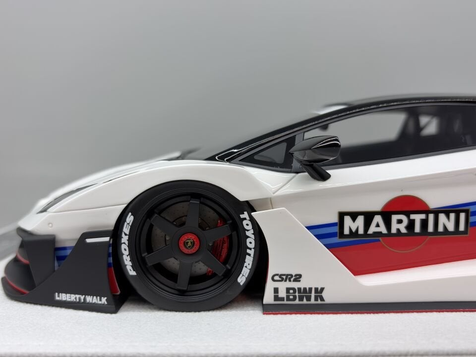 FUELME LAMBORGHINI AVENTADOR GT EVO LB-SILHOUETTE WORKS 1:18