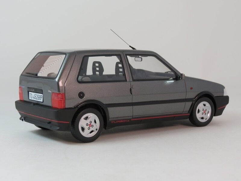 LAUDORACING 1:18 Fiat Uno Turbo i.e. 1.4 1990