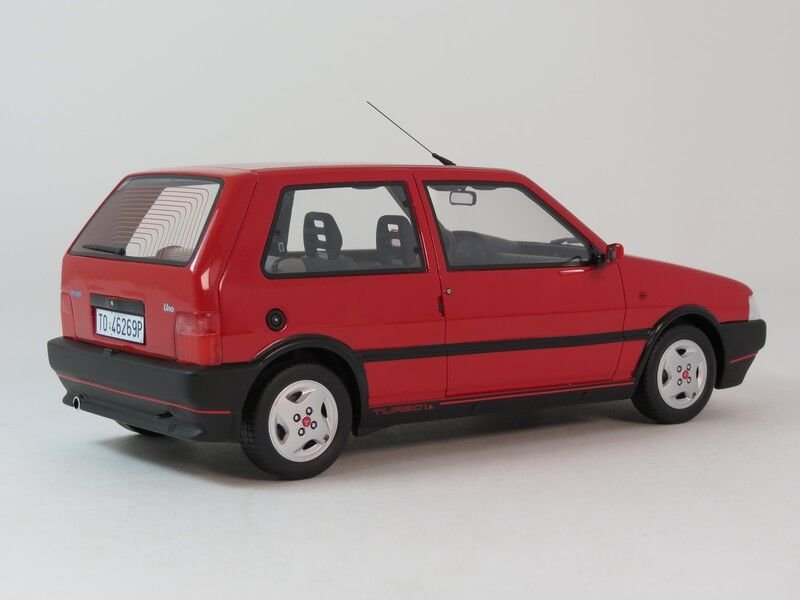 LAUDORACING 1:18 Fiat Uno Turbo i.e. 1.4 1990