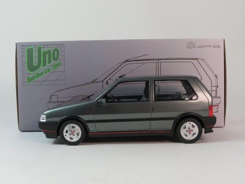 LAUDORACING 1:18 Fiat Uno Turbo i.e. 1.4 1990