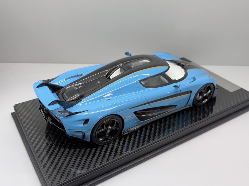 FRONTIART KOENIGSEGG REGERA 1:18