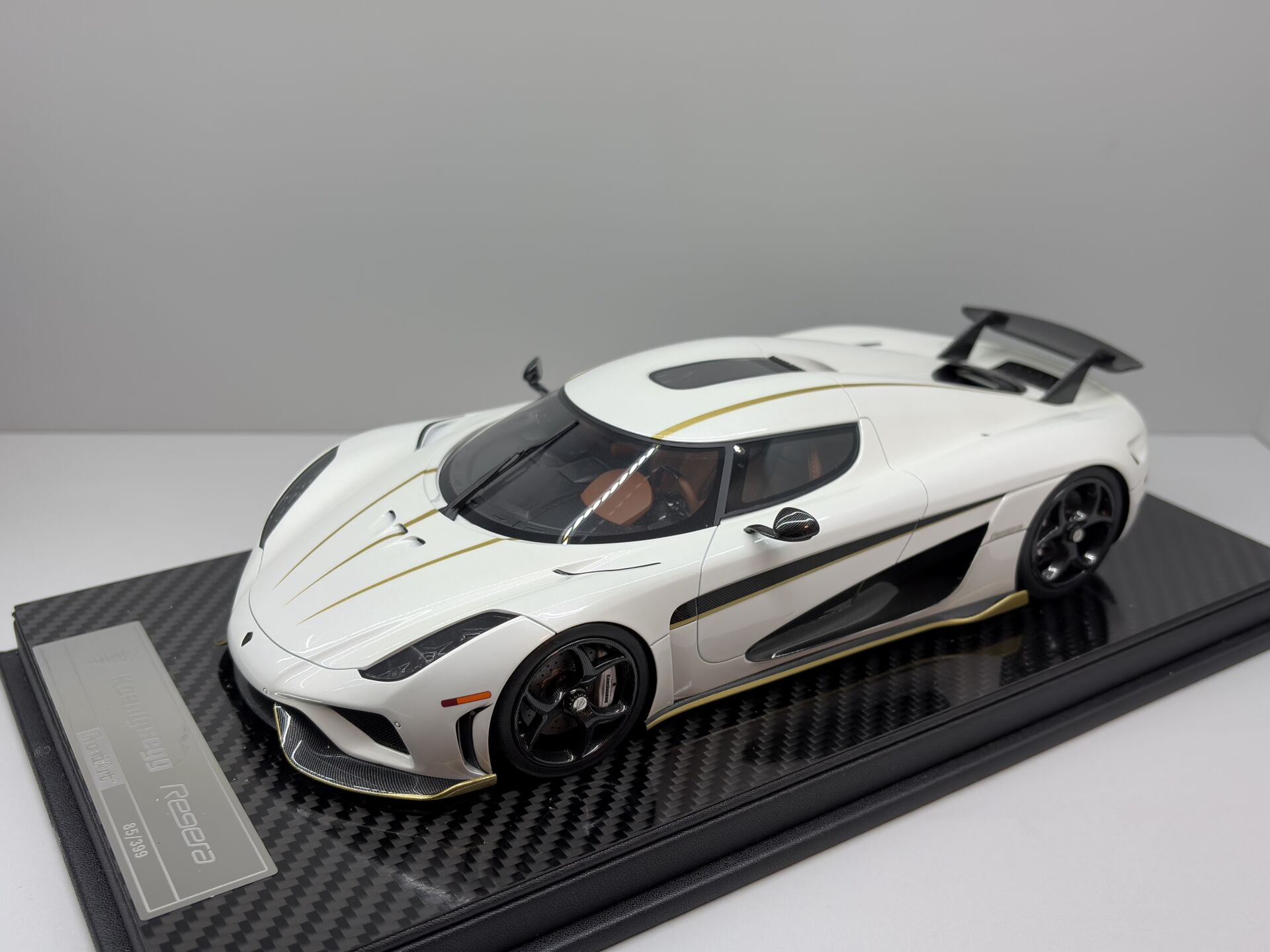FRONTIART KOENIGSEGG REGERA 1:18