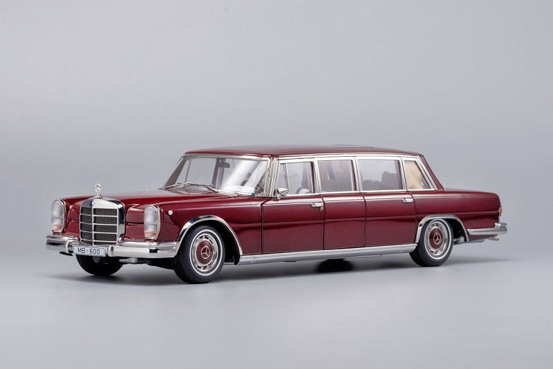 Keng Fai 1:18 1966 Mercedes Benz 600 Pullman W100 Jujube Red