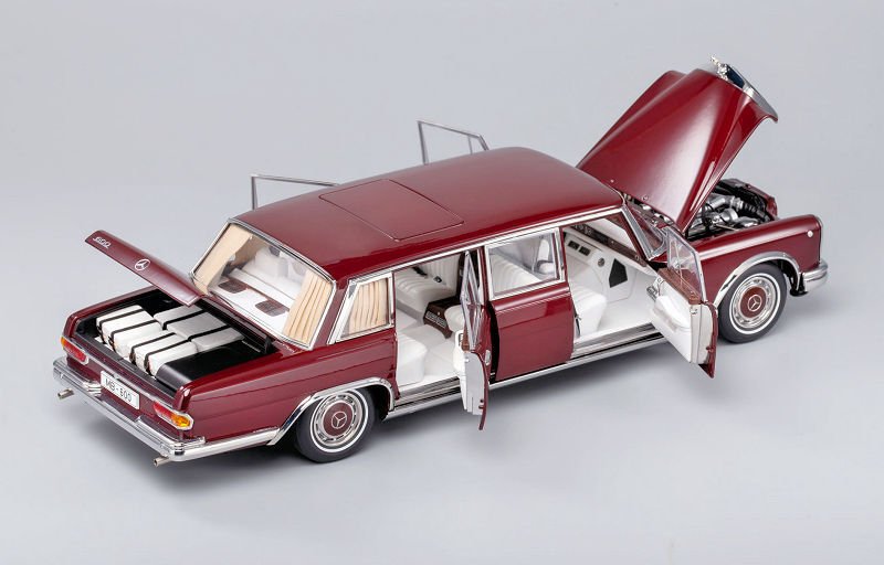 Keng Fai 1:18 1966 Mercedes Benz 600 Pullman W100 Jujube Red