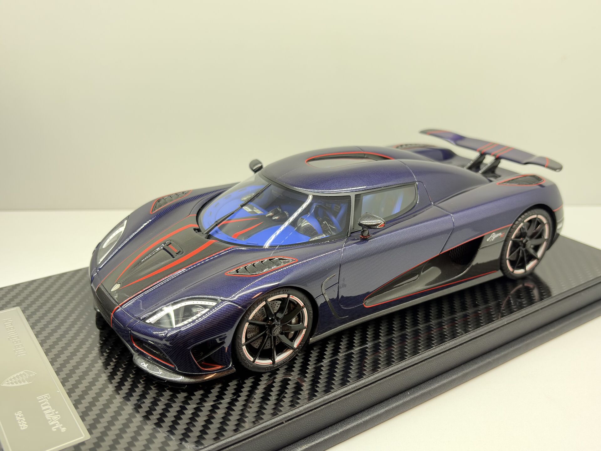 FRONTIART KOENIGSEGG AGERA R 1:18
