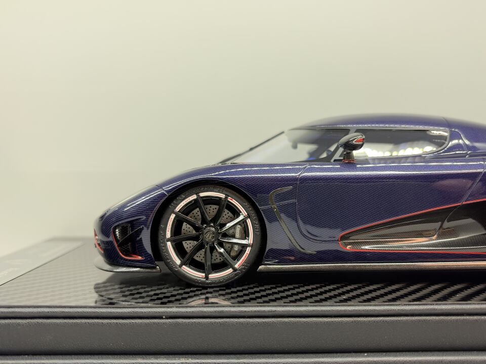 FRONTIART KOENIGSEGG AGERA R 1:18