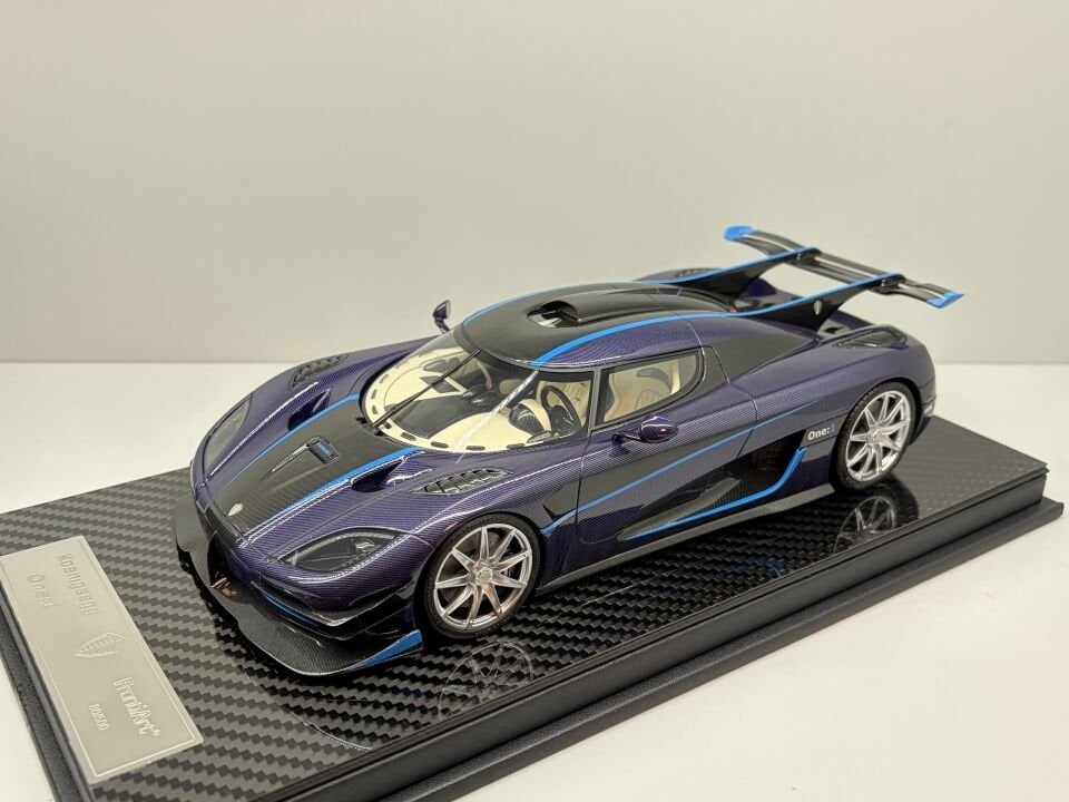 FRONTIART KOENIGSEGG ONE:1 1:18