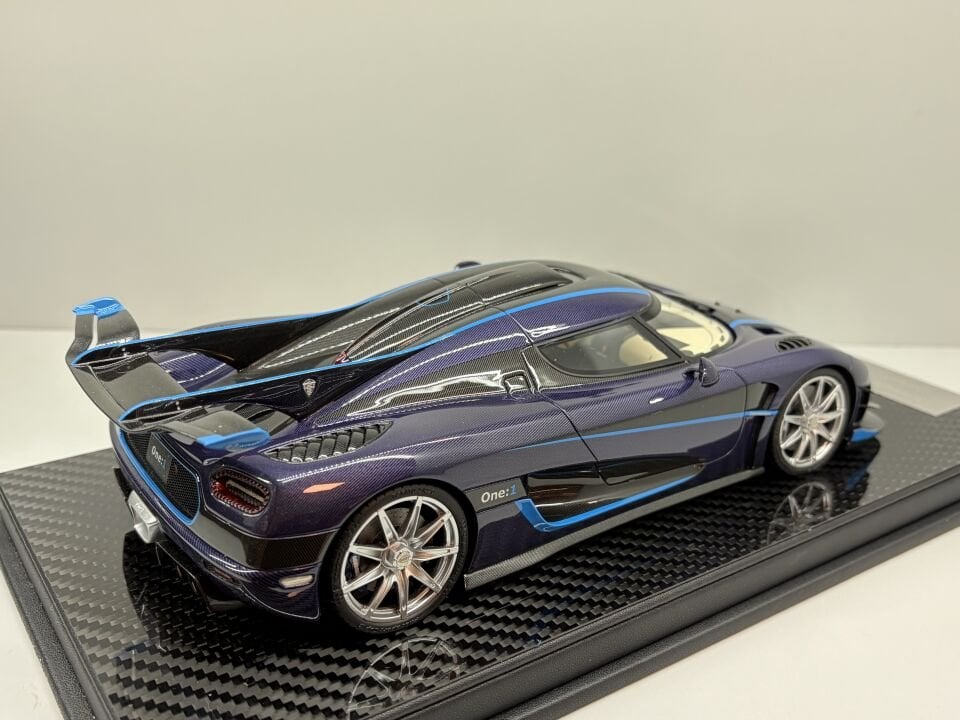 FRONTIART KOENIGSEGG ONE:1 1:18