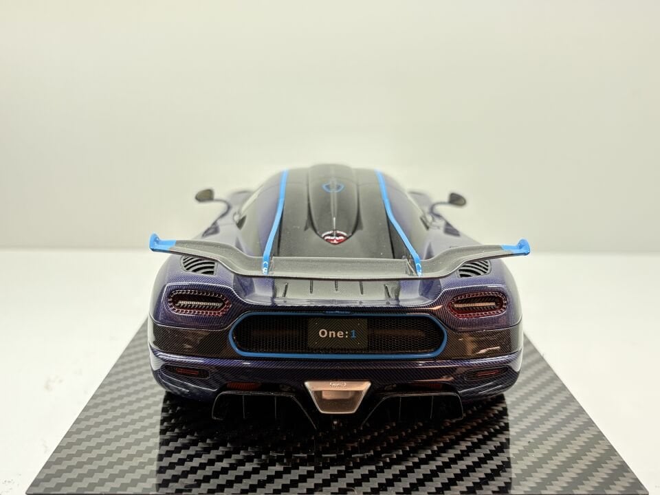 FRONTIART KOENIGSEGG ONE:1 1:18