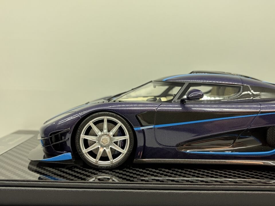 FRONTIART KOENIGSEGG ONE:1 1:18