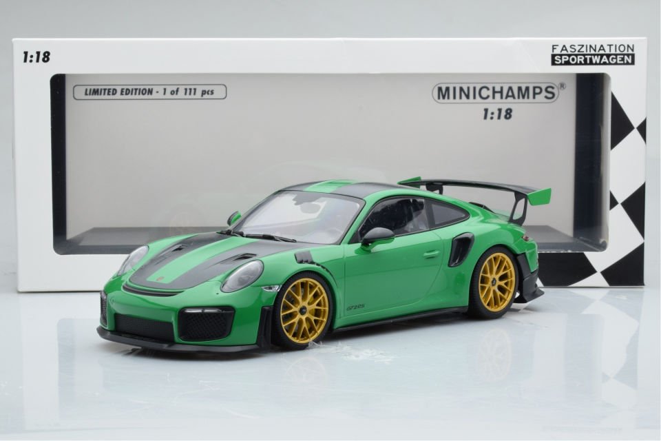 MINICHAMPS PORSCHE 911 GT2 RS 2018 1:18 (153068318)