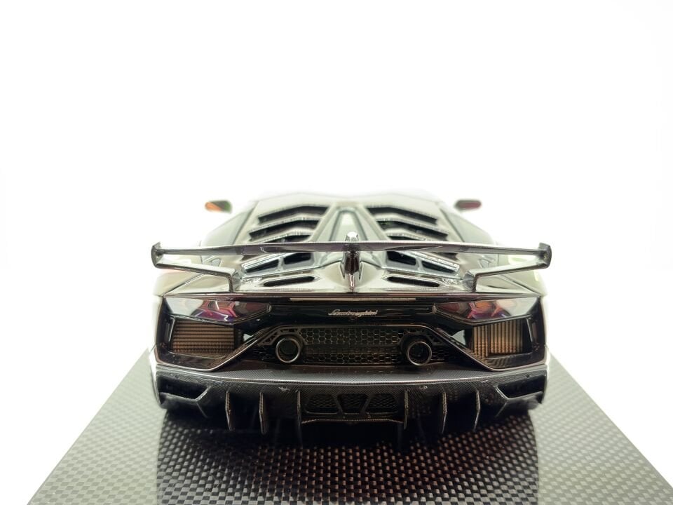 DINO MODEL LAMBORGHINI AVENTADOR SVJ BLU HAL 1:18