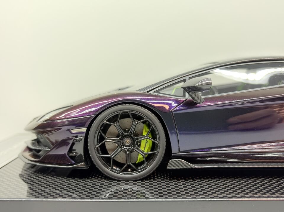 DINO MODEL LAMBORGHINI AVENTADOR SVJ BLU HAL 1:18