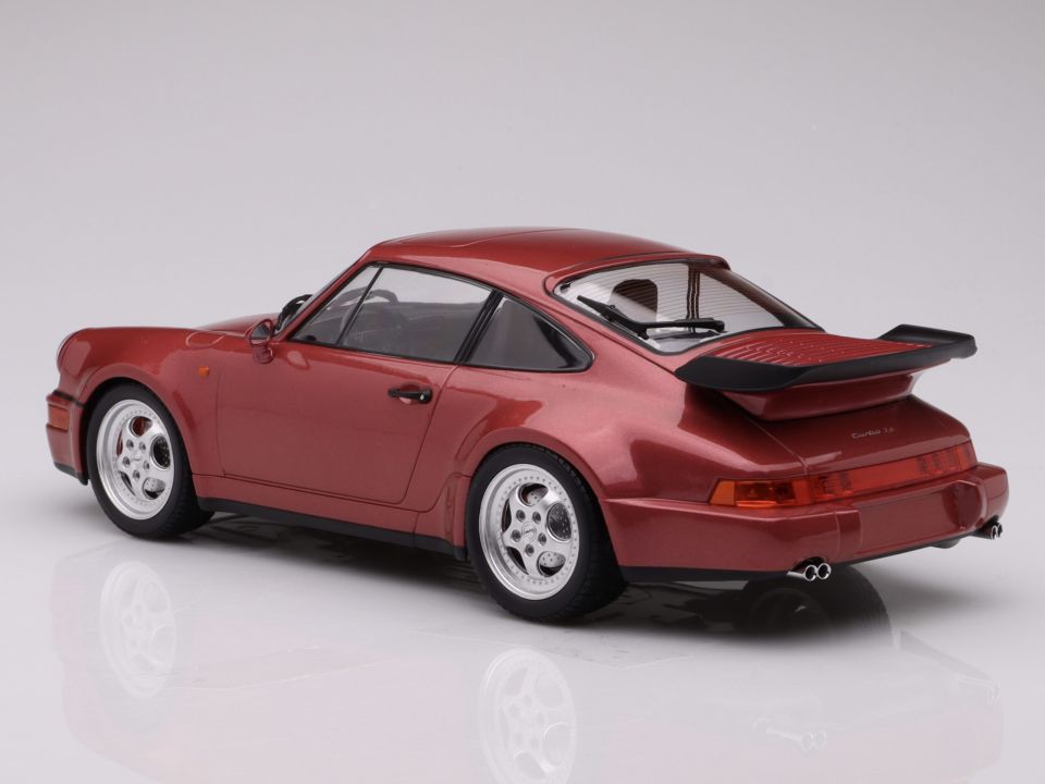 MINICHAMPS PORSCHE 911 (964) TURBO 3.6 COUPE 1990 1:18 (155069102)