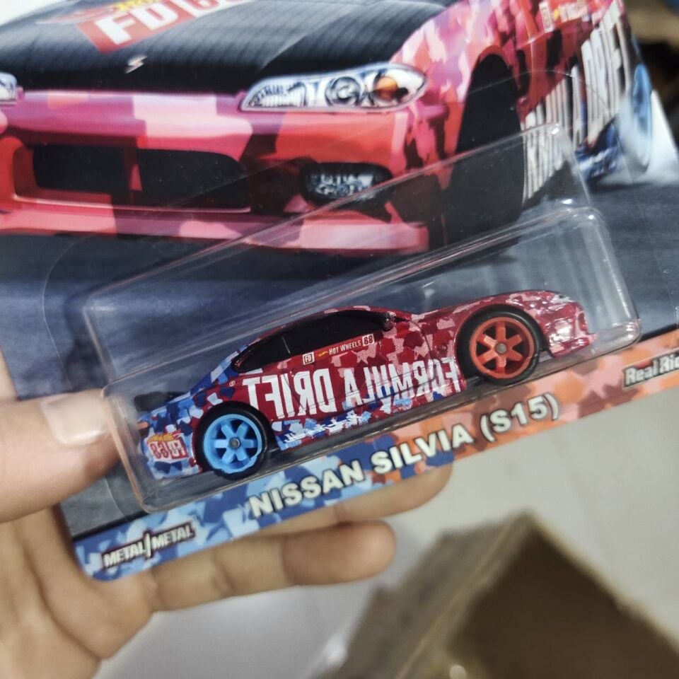 Hot Wheels Premium: Formula Drift Nissan Silvia (S15) Chase, Brand New