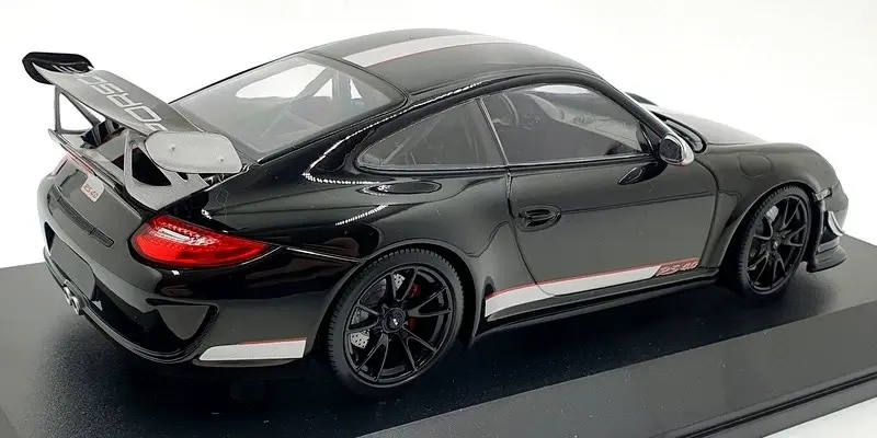 MINICHAMPS PORSCHE 911 (997) GT3 RS 4.0 2011 1:18 (155062220)