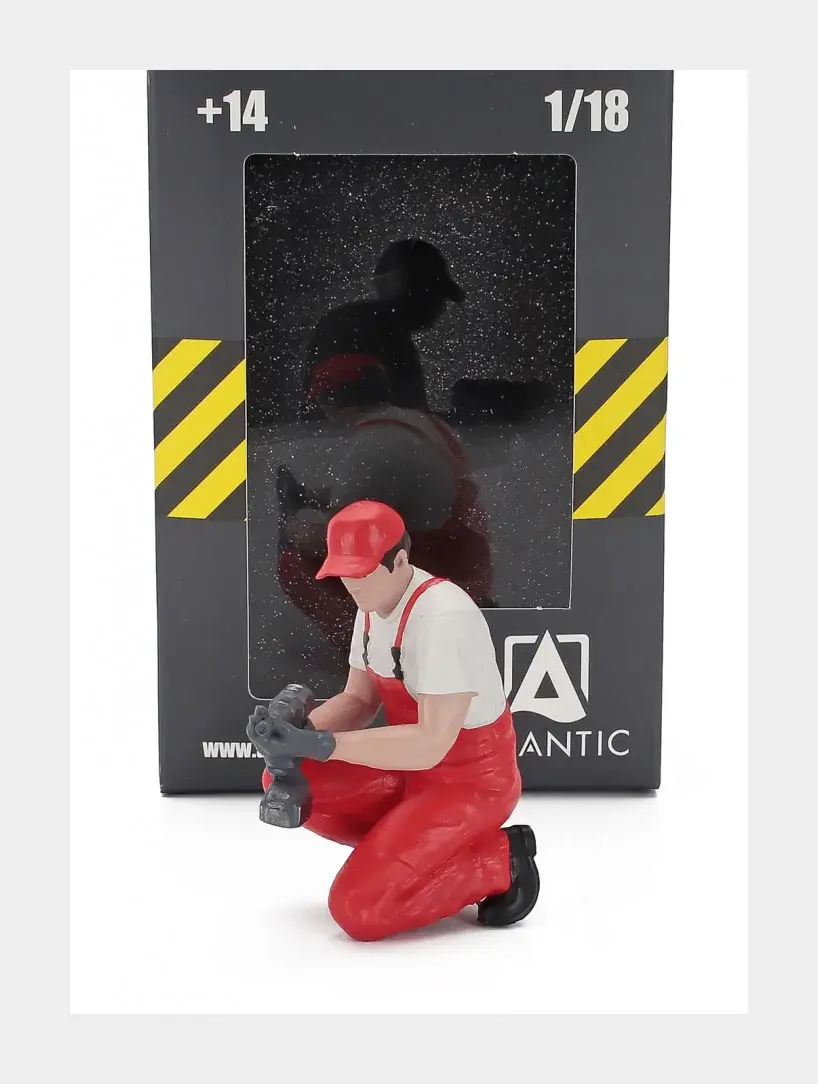 ATLANTIC DIORAMA FIGURE LOGAN 1:18