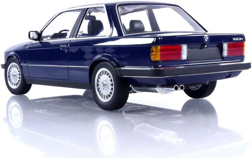 MINICHAMPS BMW 323I (E30) 1982 1:18 (155026009)
