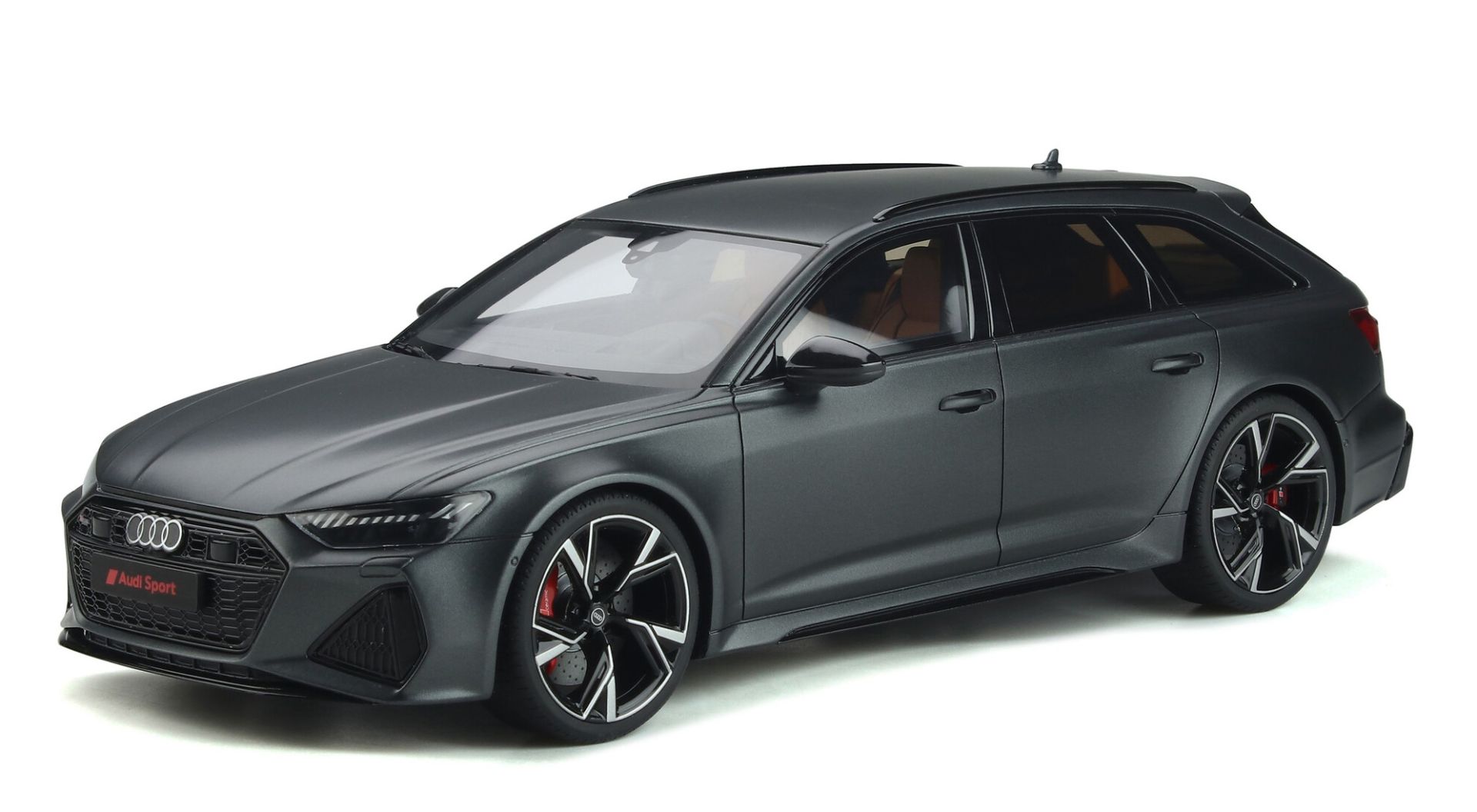 GT SPIRIT AUDI RS6 AVANT 1:18 (GT289)