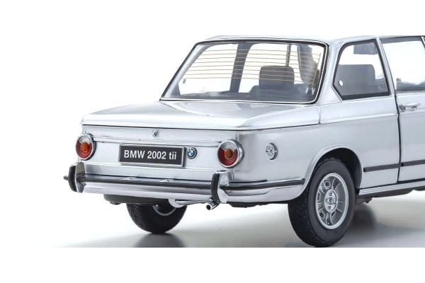 KYOSHO 1/18scale BMW 2002 tii (Silver) 08543S