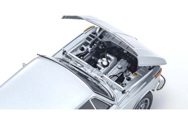 KYOSHO BMW 2002 Tİİ 1972 1:18 (08543S)