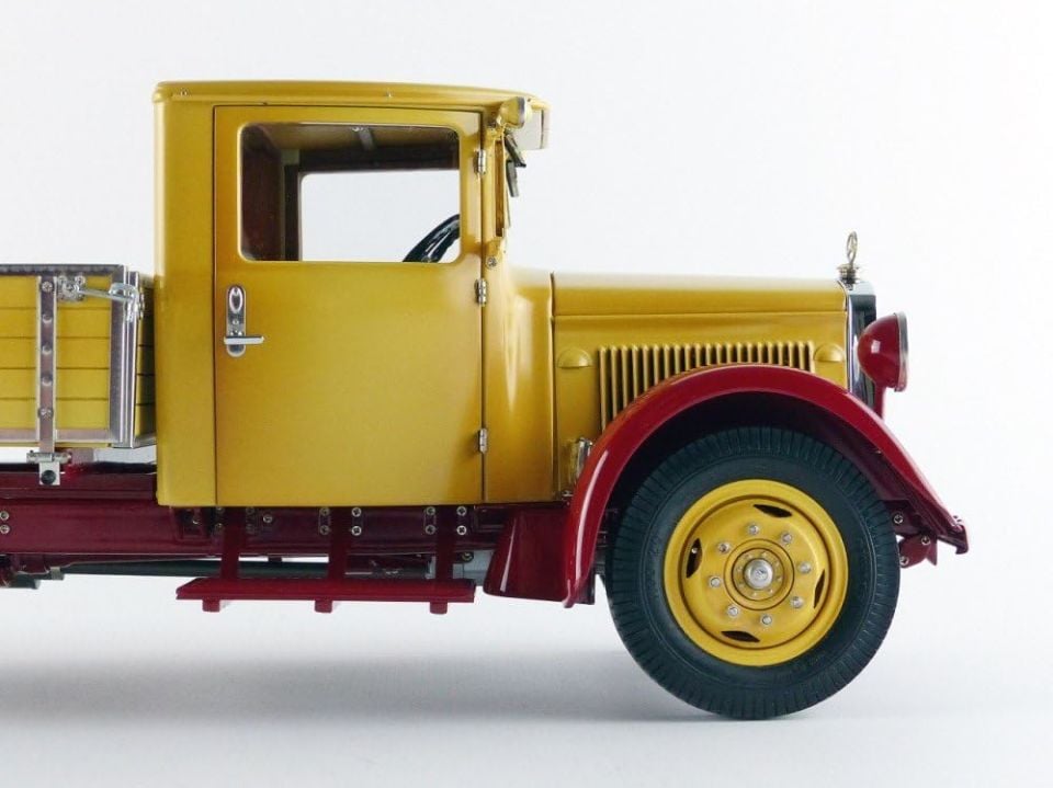 CMC MERCEDES LKW LO 2750 1934-38 (M169) 1:18