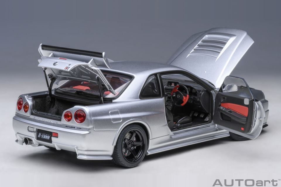 1:18 Autoart 2001 Nissan Skyline GT-R (R34) Z-tune Silver