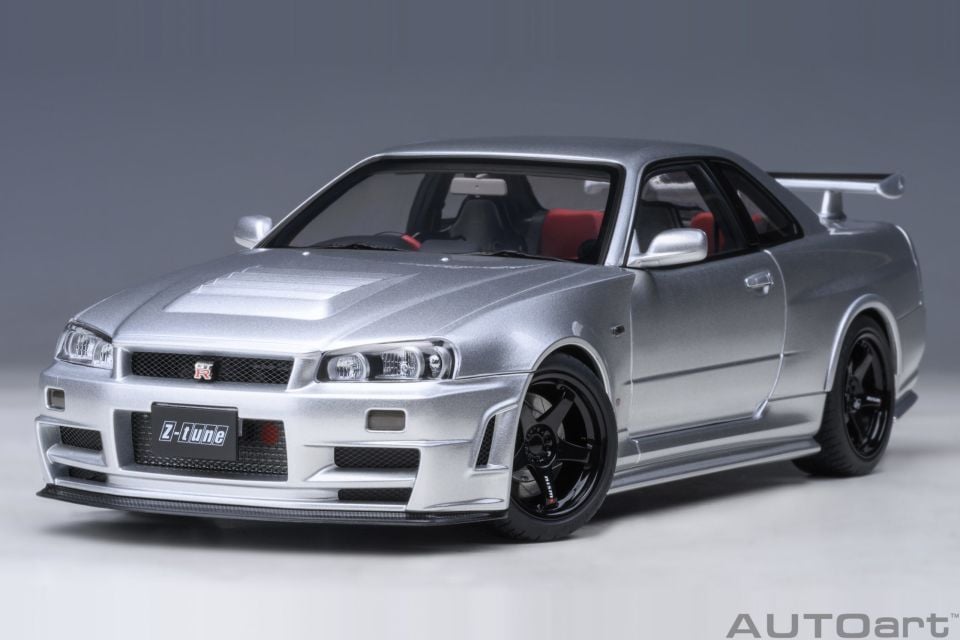 1:18 Autoart 2001 Nissan Skyline GT-R (R34) Z-tune Silver
