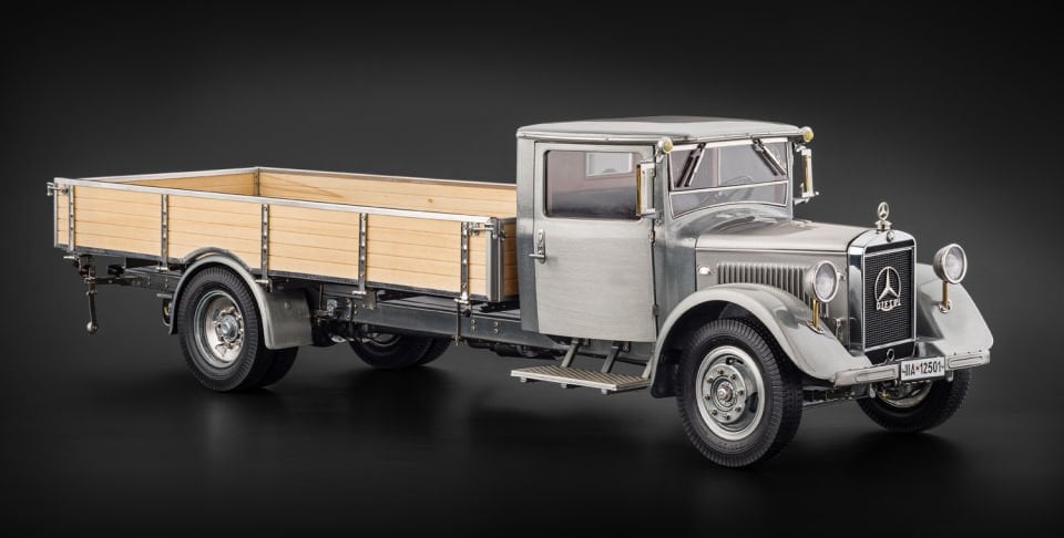 CMC MERCEDES LKW LO 2750 1934-38 CLEAR FINISH (M171) 1:18